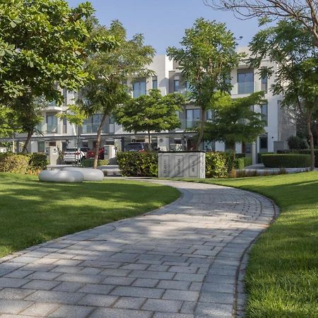 Stay Sensational 3Br Holiday Home Near Burjkhalifa دبي المظهر الخارجي الصورة